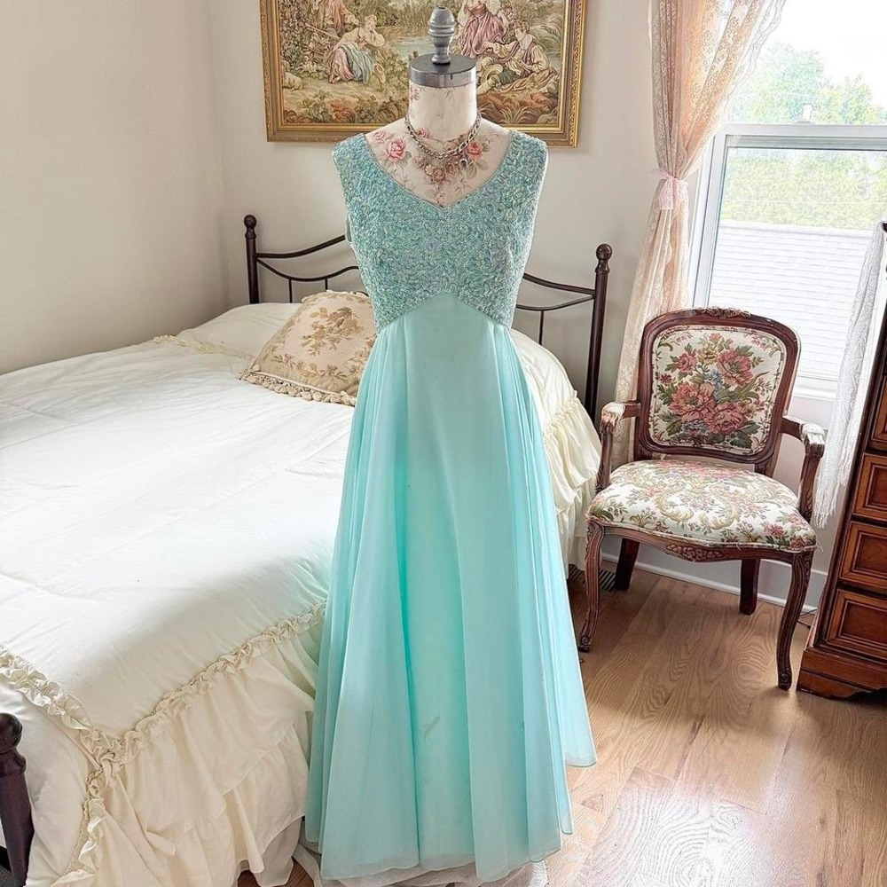 Blue fairy prom dress‎  60s mint chiffon prom dress Mike Benet Formals